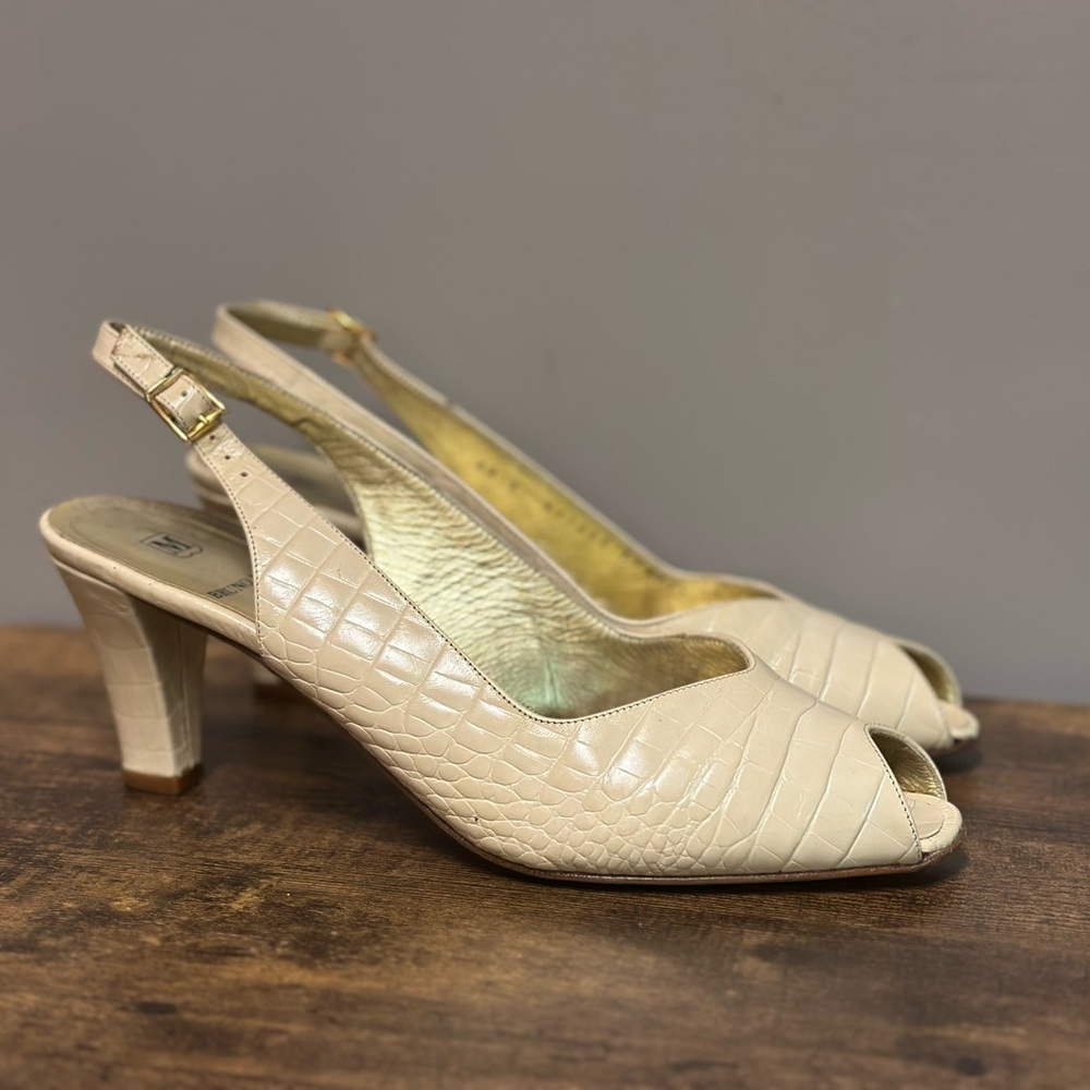 Vintage Bruno Magli kitten heels size 8 croc detail - Picture 8 of 9